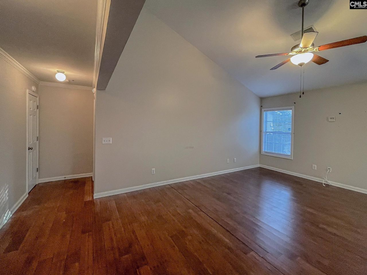 319 Southbrook Drive Photo 15