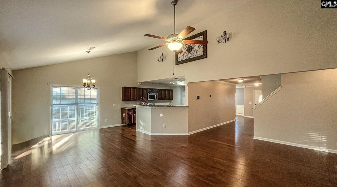 319 Southbrook Drive Photo 9