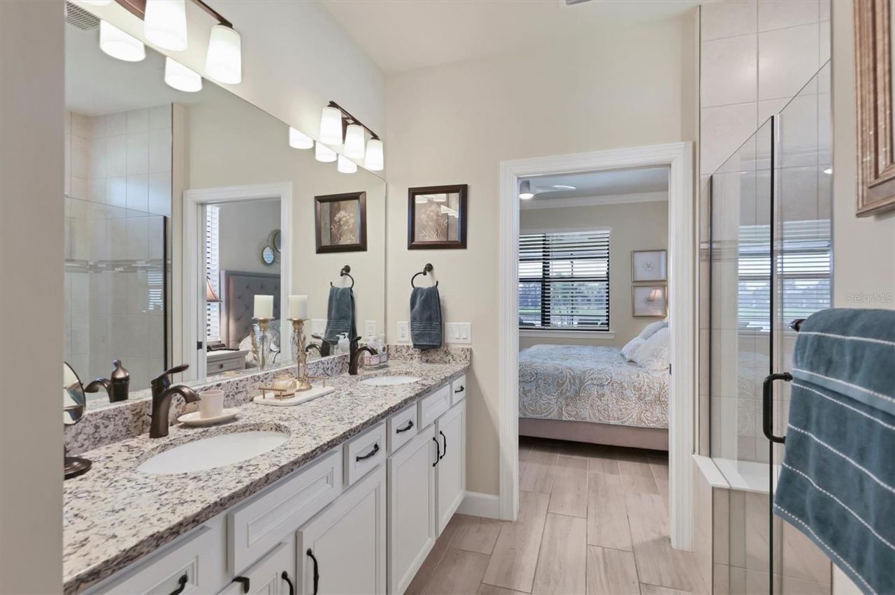 6918 Hanover Court, Lakewood Ranch, FL 34202 Photo