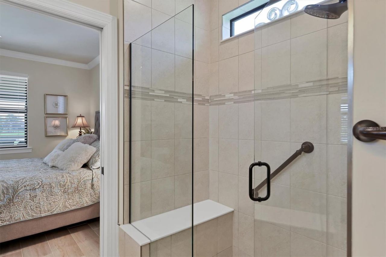 6918 Hanover Court, Lakewood Ranch, FL 34202 Photo