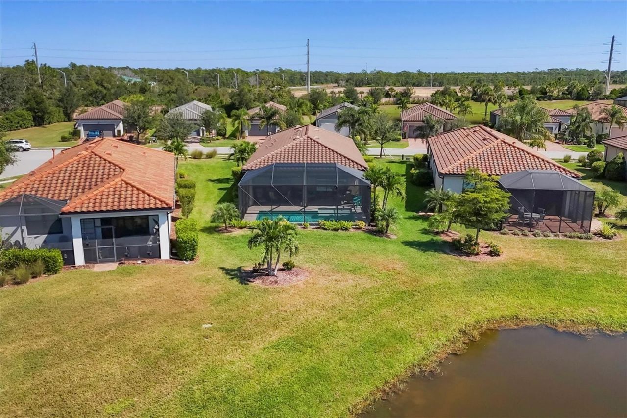 6918 Hanover Court, Lakewood Ranch, FL 34202 Photo