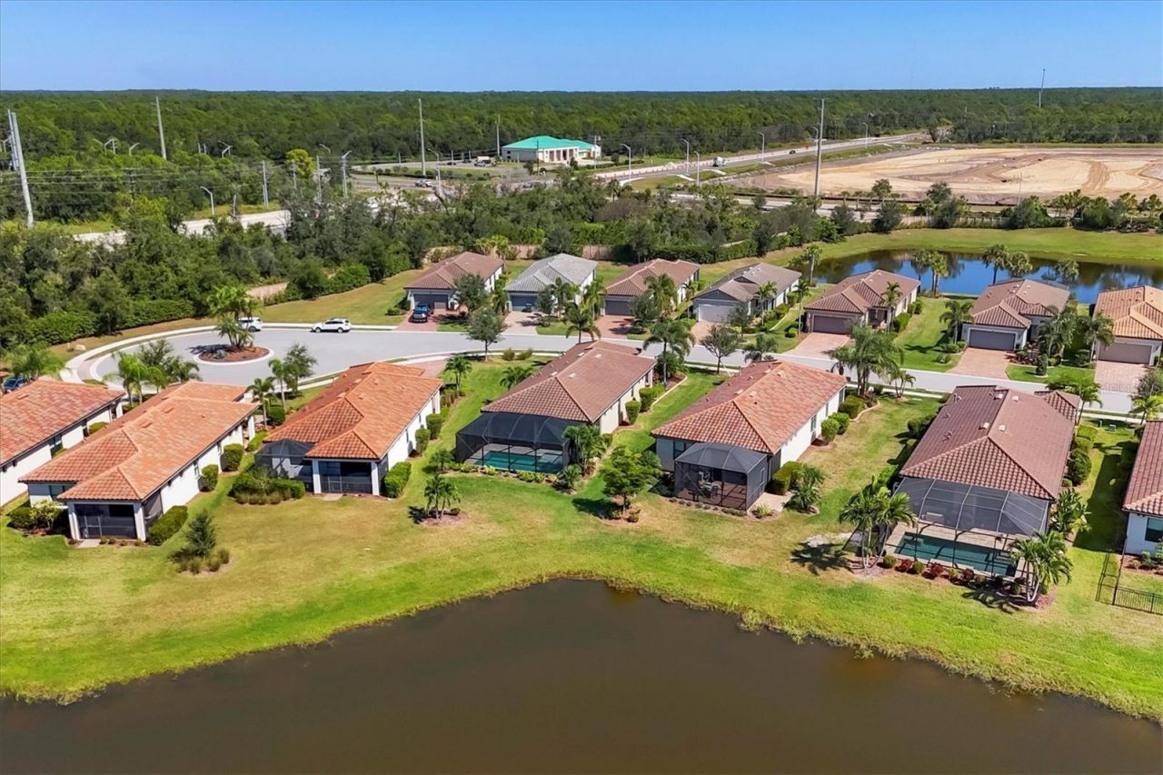 6918 Hanover Court, Lakewood Ranch, FL 34202 Photo