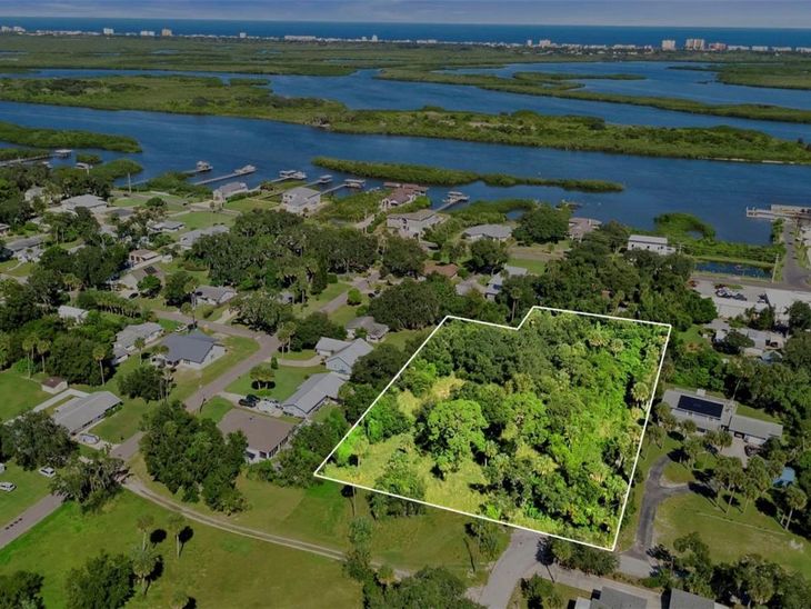 Wilkinson Avenue, Edgewater, FL 32132
