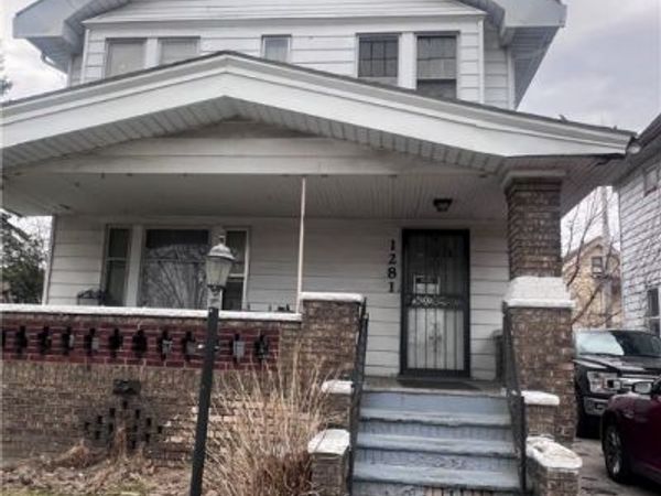 1281 E 134th Street, East Cleveland, OH 44112