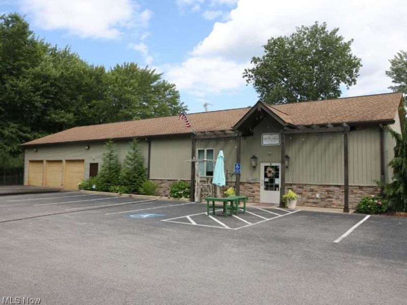 420 N Ridge Road W, Lorain, OH 44053 Photo 3