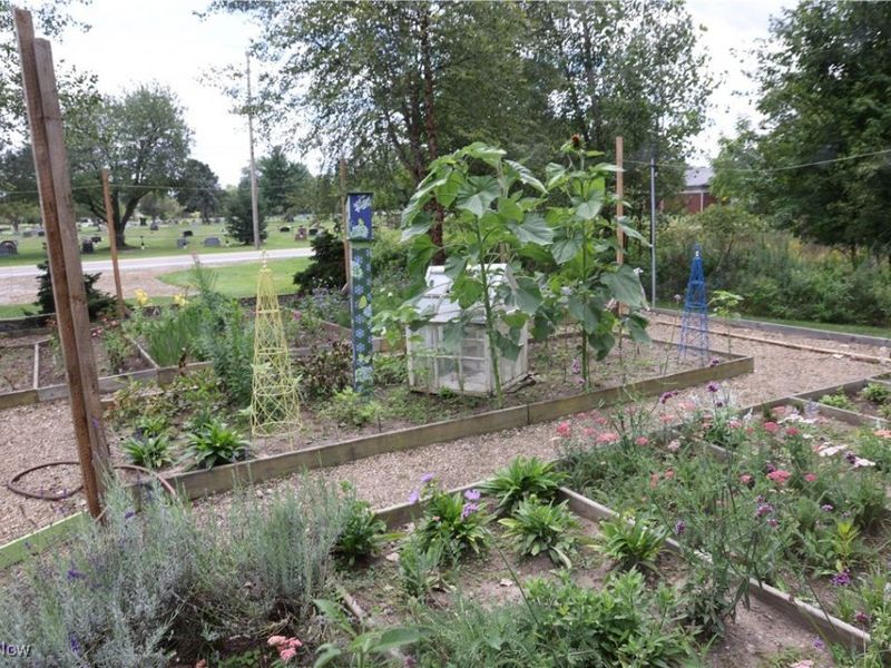 420 N Ridge Road W, Lorain, OH 44053 Photo 7