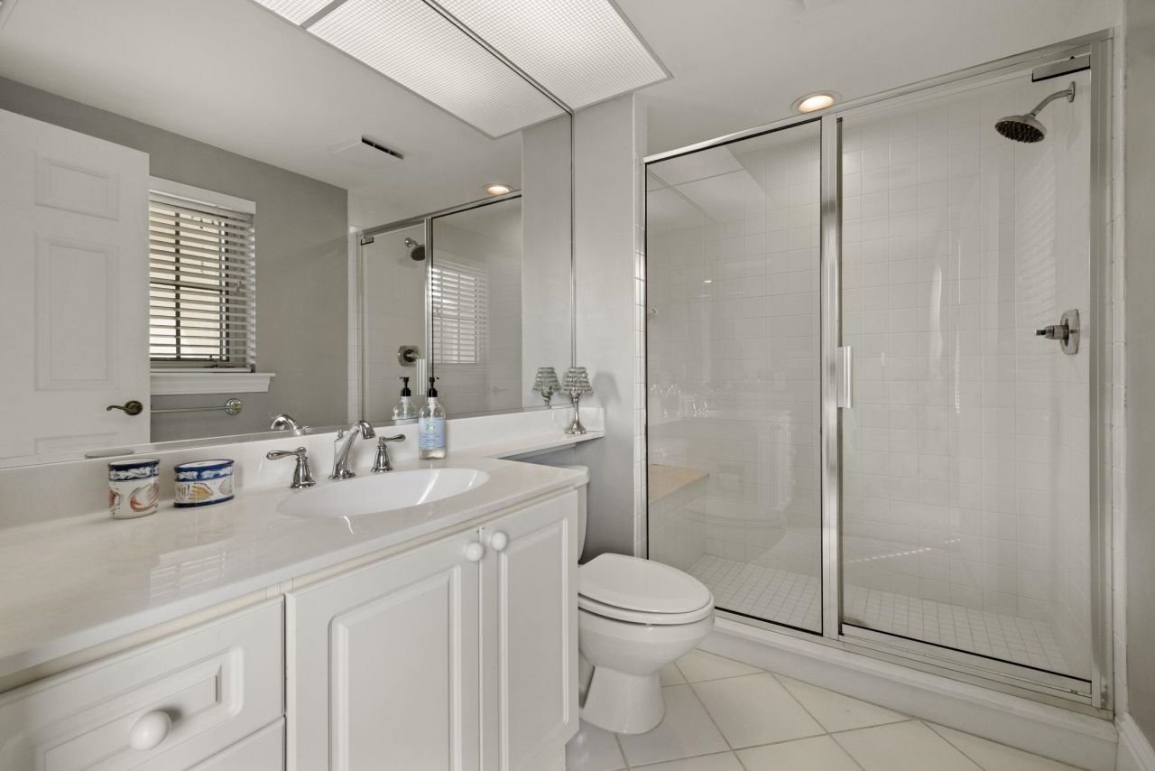 2619 Wulfert Rd, Unit 1, Sanibel, FL 33957 Photo