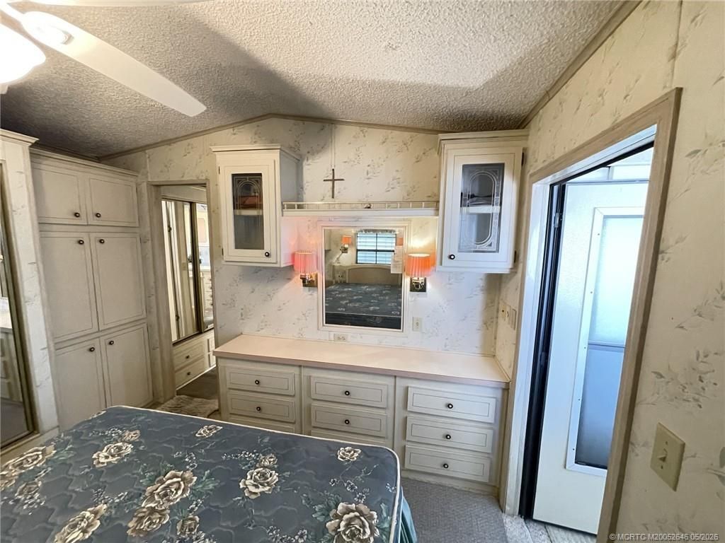943 Nettles Boulevard, Jensen Beach, FL 34957 Photo