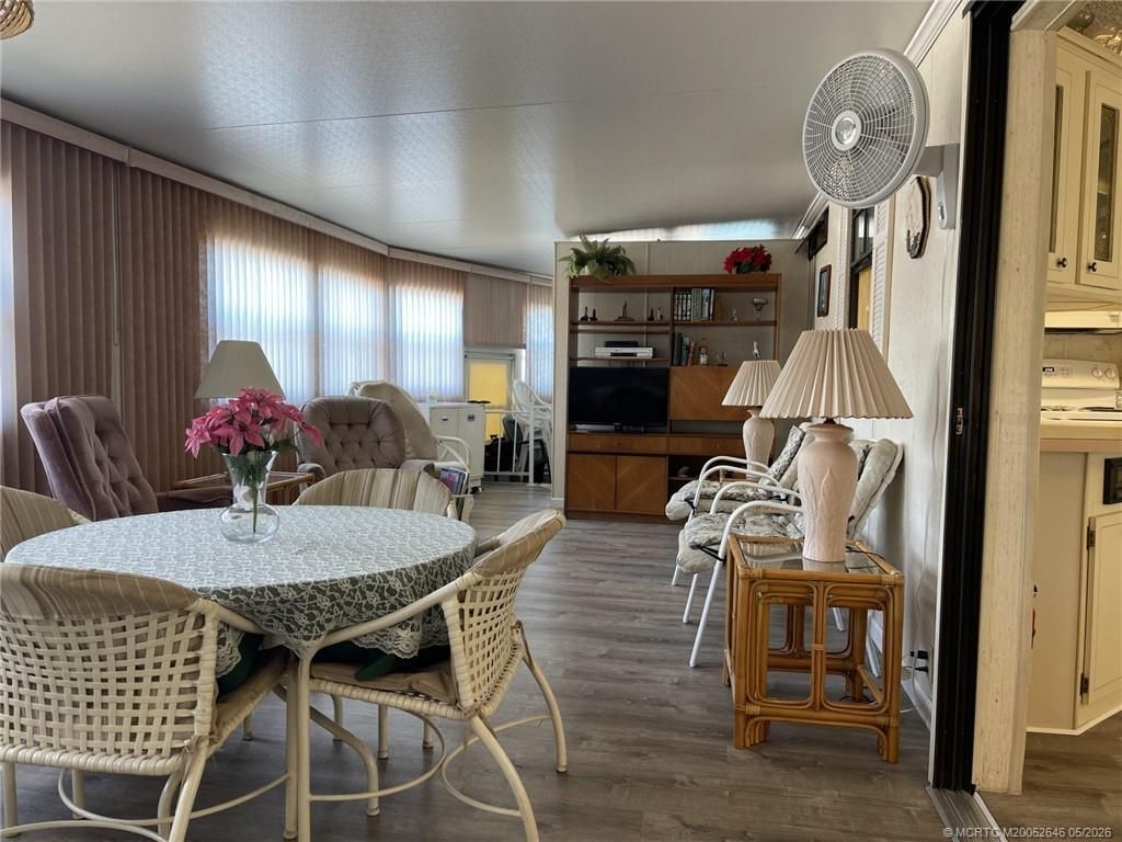 943 Nettles Boulevard, Jensen Beach, FL 34957 Photo