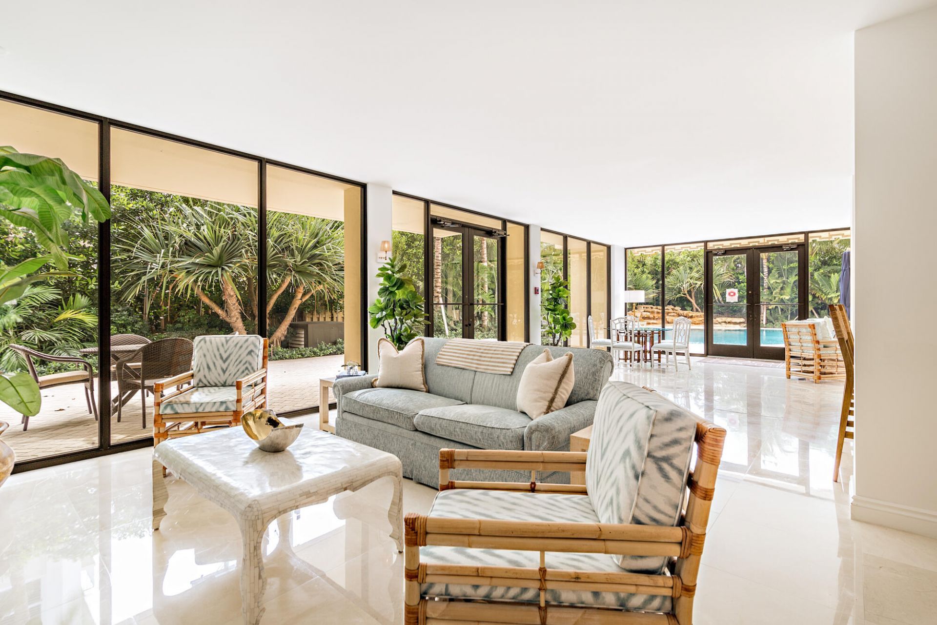 330 S Ocean Boulevard, Unit 5-d, Palm Beach, FL 33480 Photo