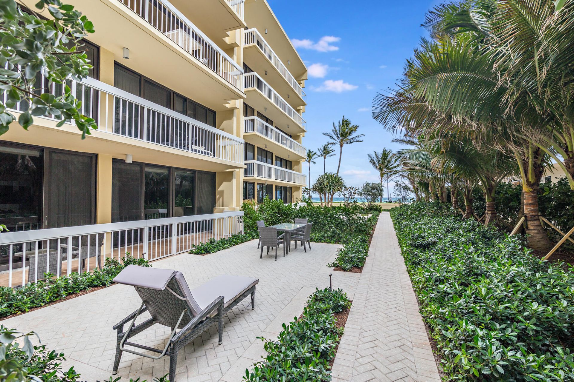 330 S Ocean Boulevard, Unit 5-D, Palm Beach, FL 33480 Photo