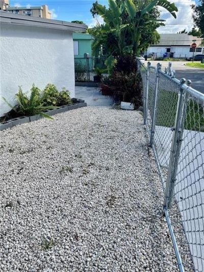 2201 NE 135th Ln, North Miami Beach, FL 33181 Photo