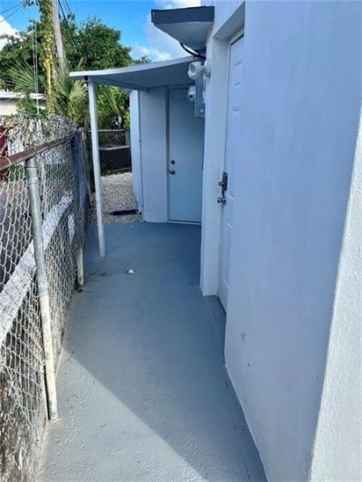 2201 NE 135th Ln, North Miami Beach, FL 33181 Photo