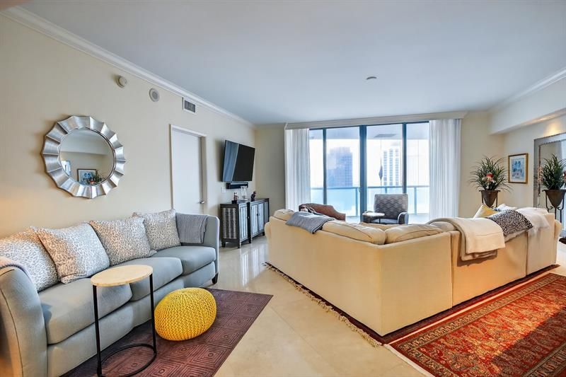 333 Las Olas Way, Unit 2303, Fort Lauderdale, FL 33301 Photo