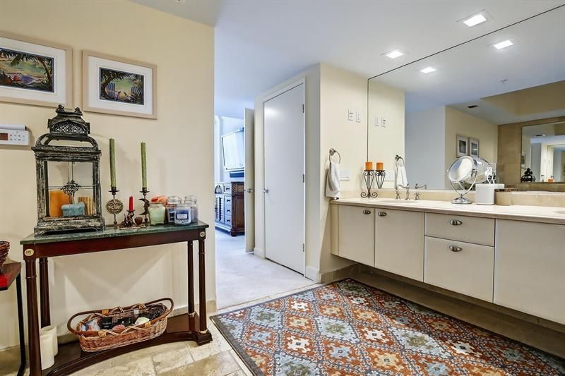 333 Las Olas Way, Unit 2303, Fort Lauderdale, FL 33301 Photo