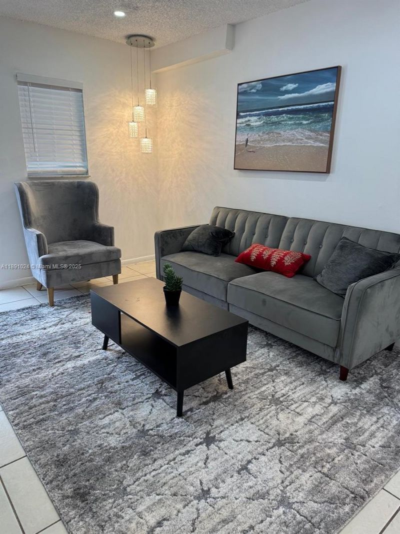 1936 Washington St, Hollywood, FL 33020 Photo