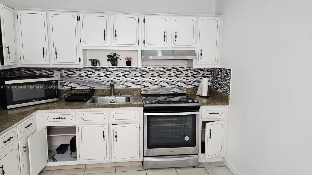 1936 Washington St, Hollywood, FL 33020 Photo