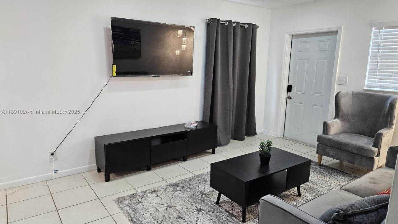 1936 Washington St, Hollywood, FL 33020 Photo