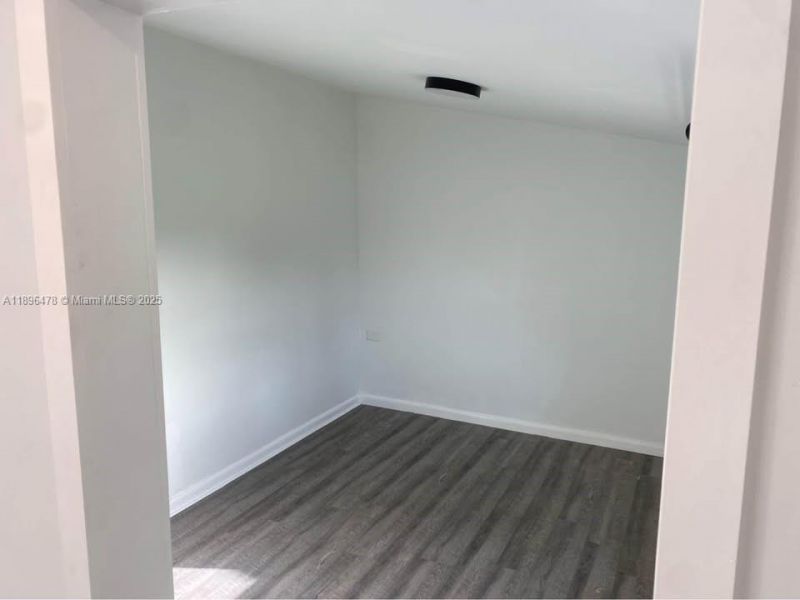 877 NE 63rd St, Fort Lauderdale, FL 33334 Photo