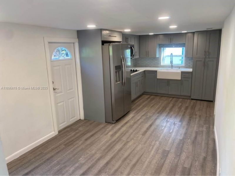 877 NE 63rd St, Fort Lauderdale, FL 33334 Photo