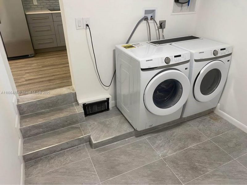 877 NE 63rd St, Fort Lauderdale, FL 33334 Photo