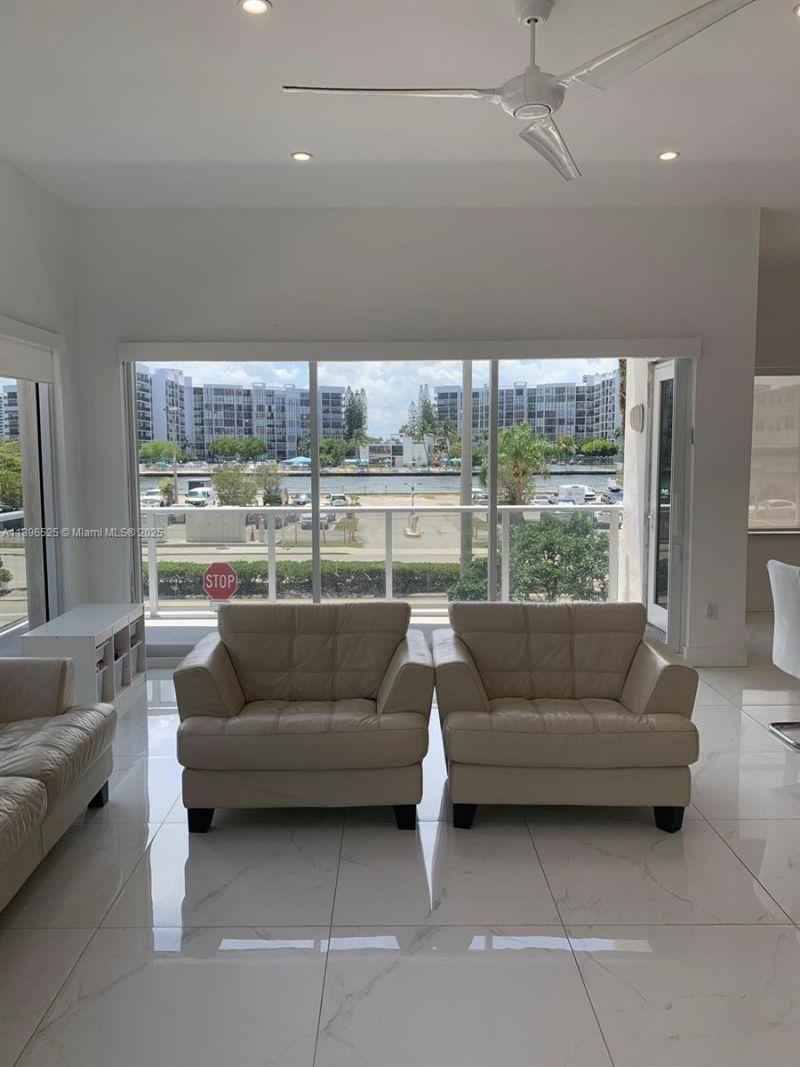 2751 S Ocean Dr, Unit 208N, Hollywood, FL 33019 Photo