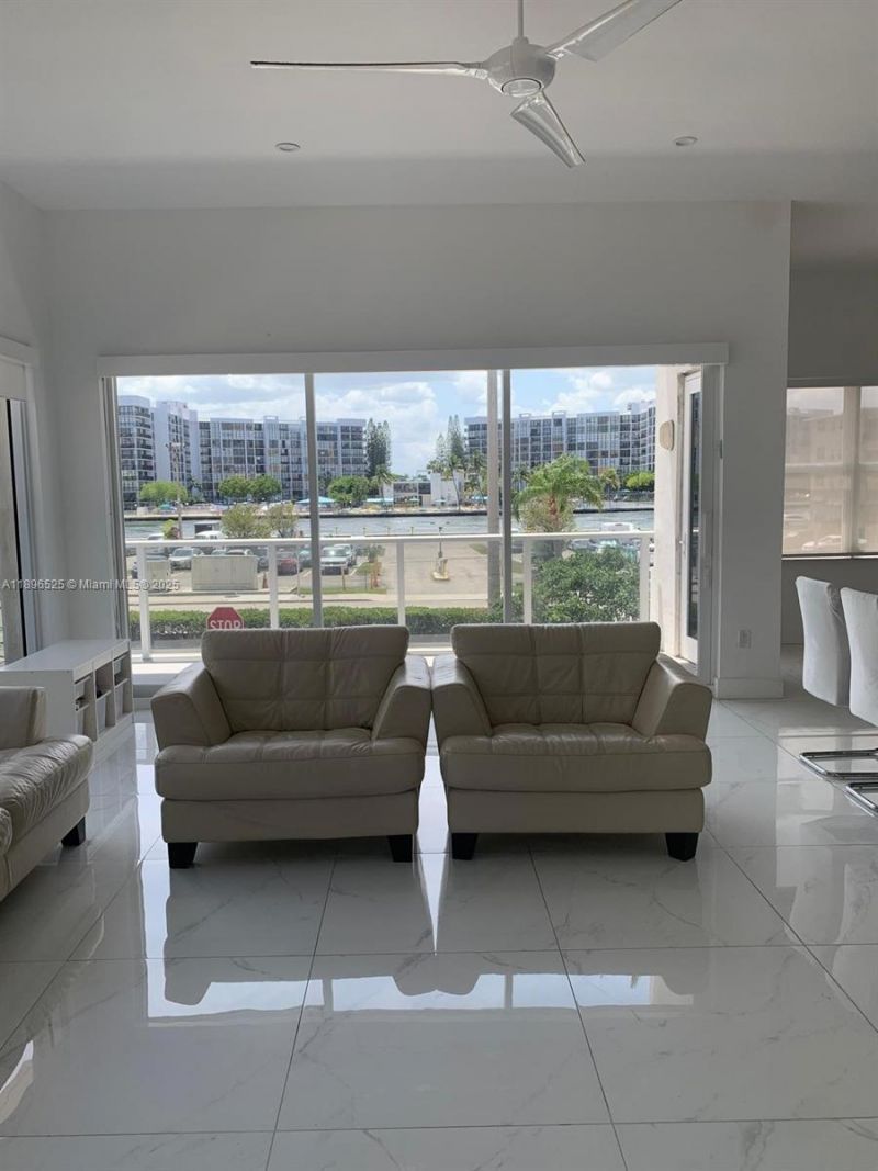 2751 S Ocean Dr, Unit 208N, Hollywood, FL 33019 Photo