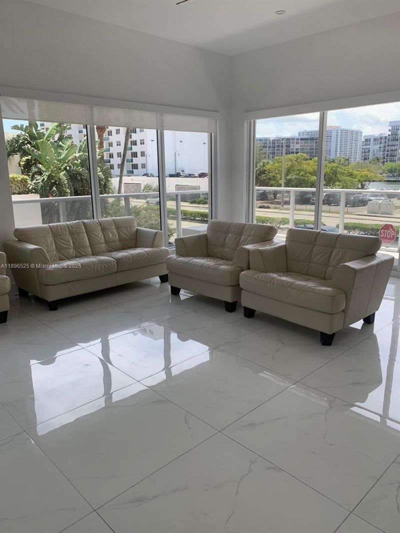 2751 S Ocean Dr, Unit 208N, Hollywood, FL 33019 Photo