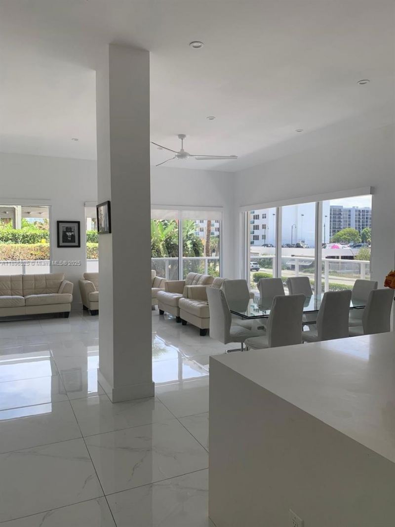 2751 S Ocean Dr, Unit 208N, Hollywood, FL 33019 Photo