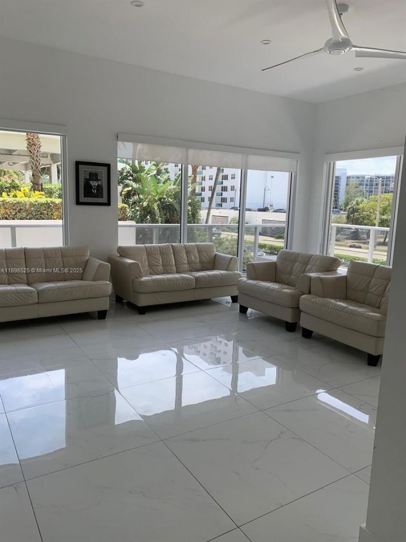 2751 S Ocean Dr, Unit 208N, Hollywood, FL 33019 Photo