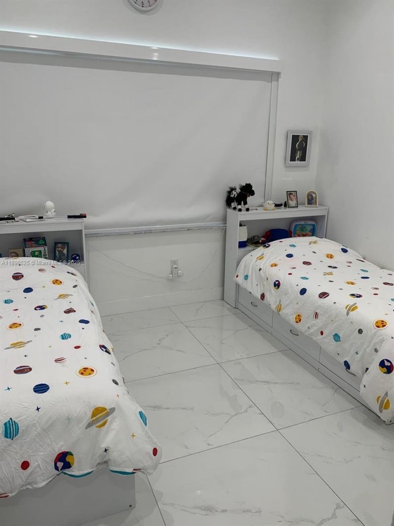 2751 S Ocean Dr, Unit 208N, Hollywood, FL 33019 Photo