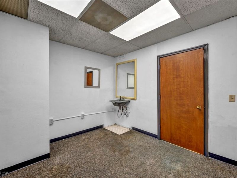 632 Cleveland Street, Elyria, OH 44035 Photo 18