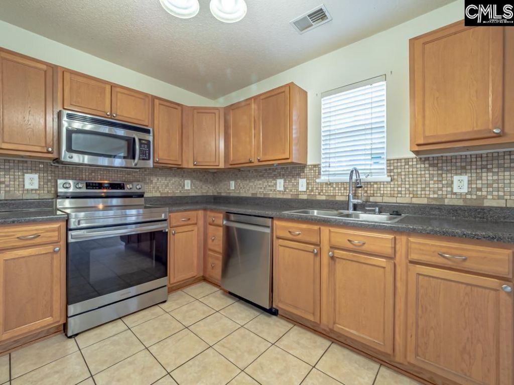 1749 Polaris Drive Photo 24