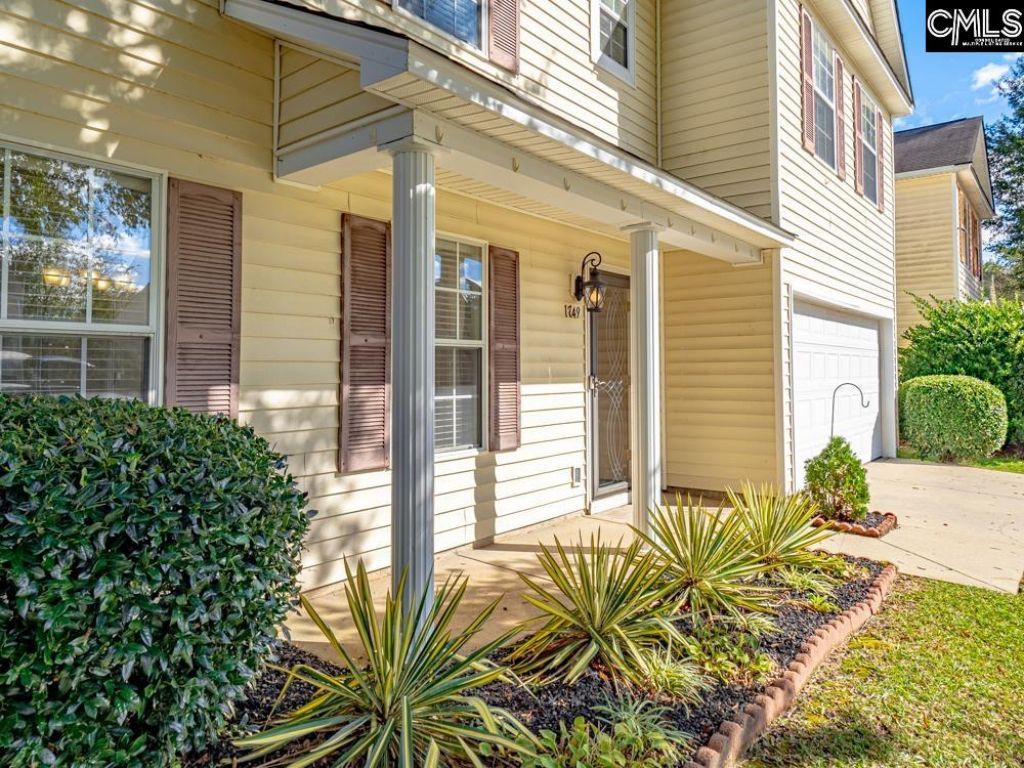 1749 Polaris Drive Photo 9