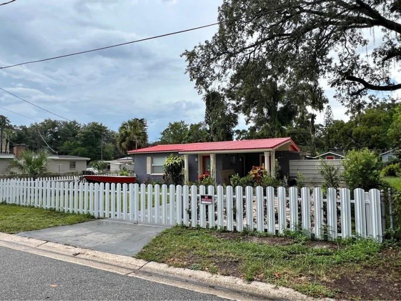 4304 Deleuil Avenue, Tampa, FL 33610 Main Photo