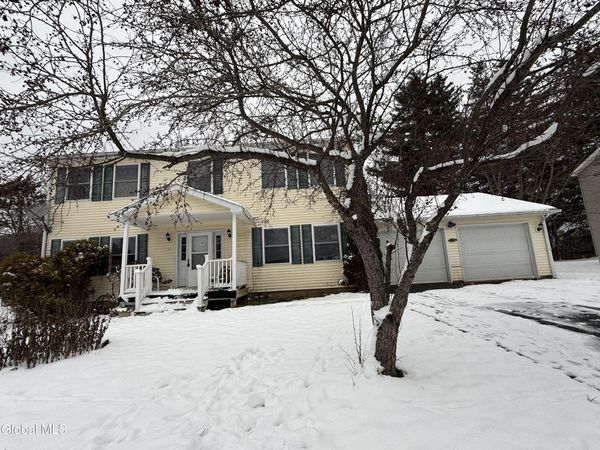 12 Pine Avenue, Johnstown, NY 12095