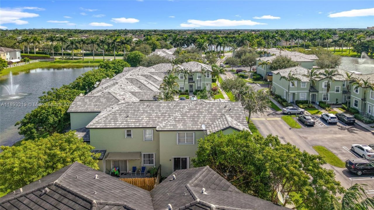 2935 SE 1st Dr, Unit 21, Homestead, FL 33033 Photo