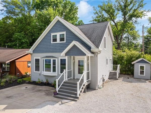 8177 S Cleveland Massillon Road, Unit 16, Clinton, OH 44216