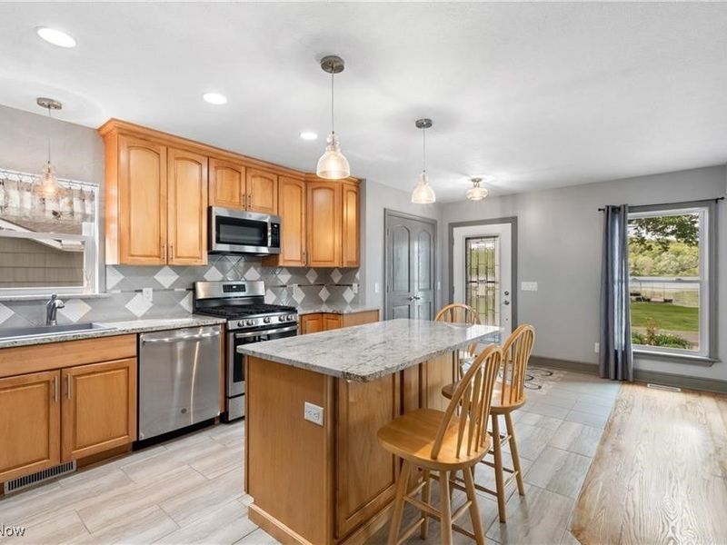 8177 S Cleveland Massillon Road, Unit 16, Clinton, OH 44216 Photo 11