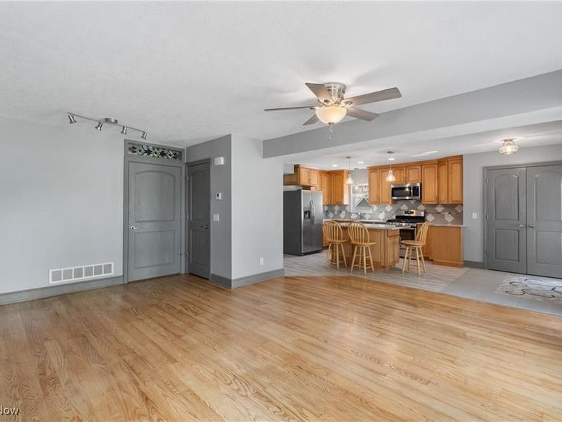 8177 S Cleveland Massillon Road, Unit 16, Clinton, OH 44216 Photo 18