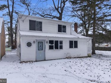 656 S TEMPLE LANE, ALTOONA, PA 16602