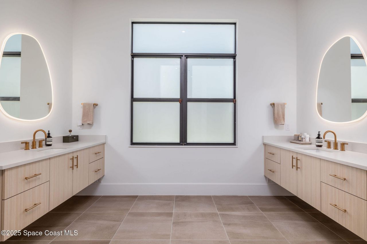 13265 Shinnecock Drive, Port Saint Lucie, FL 34987 Photo