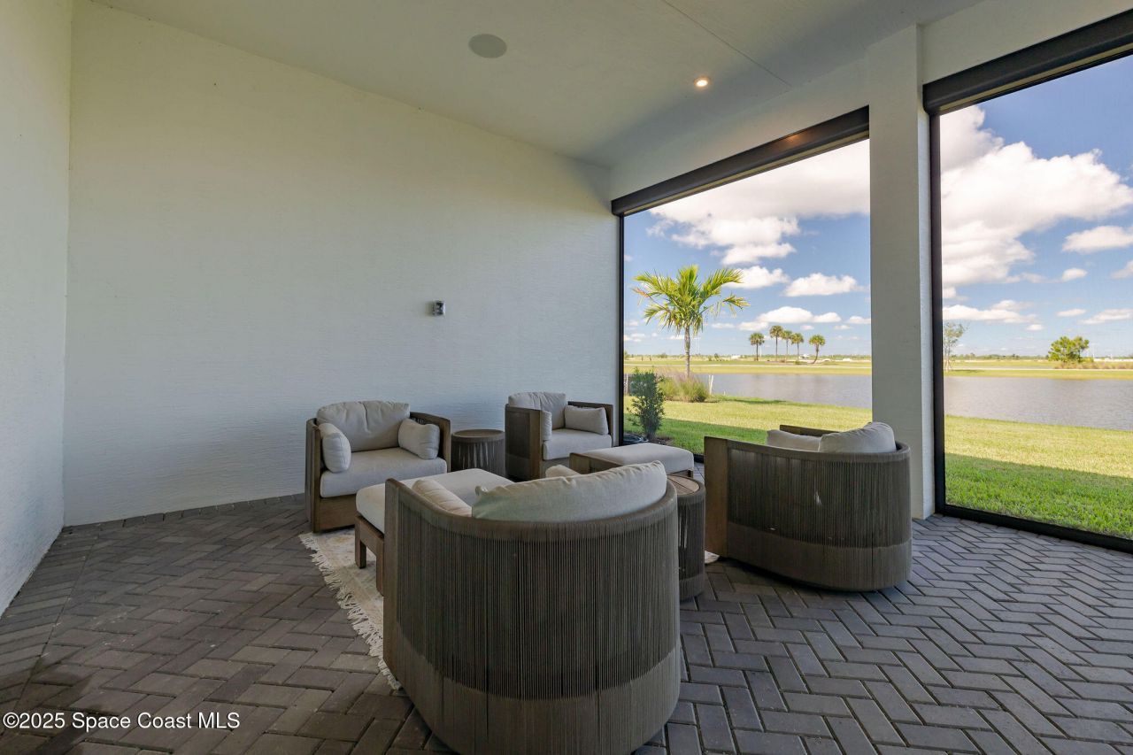 13265 Shinnecock Drive, Port Saint Lucie, FL 34987 Photo