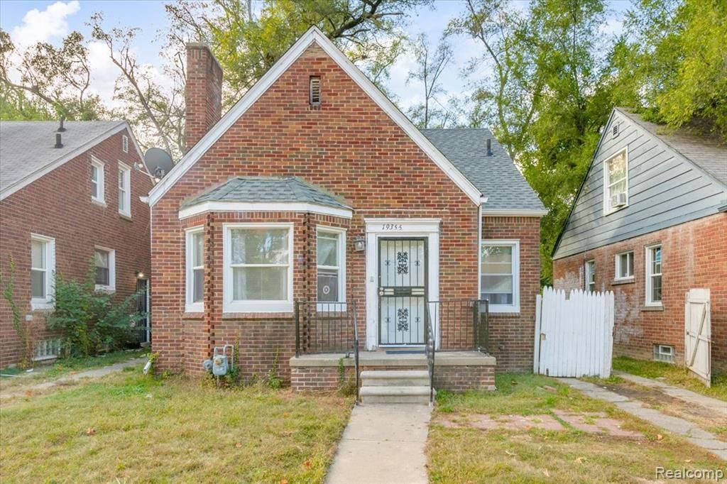 19355 Rutherford Street, Detroit, MI 48235 Main Photo