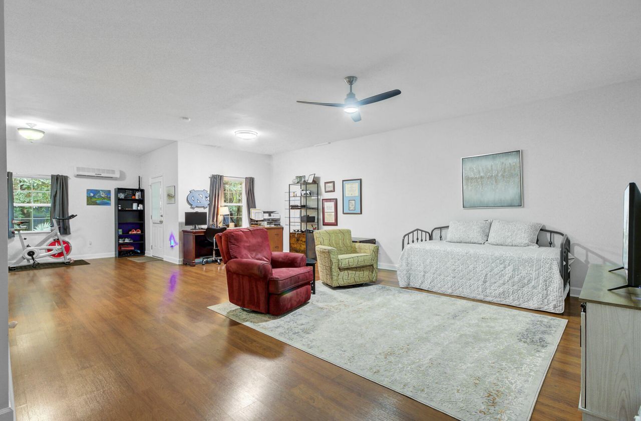 272 Fair Sailing Road Photo 37