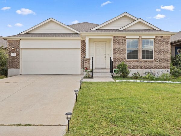 127 George Kimble CV, Bastrop, TX 78602