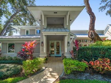 485 PARK AVENUE, BELLEAIR, FL 33756