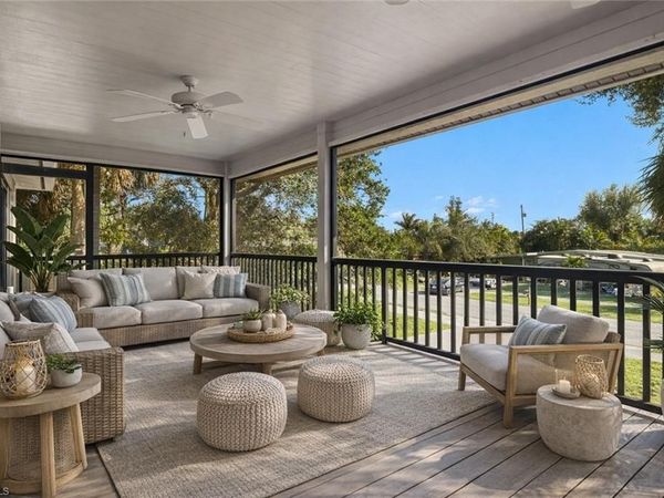 2151 ESTEY AVE, NAPLES, FL 34104