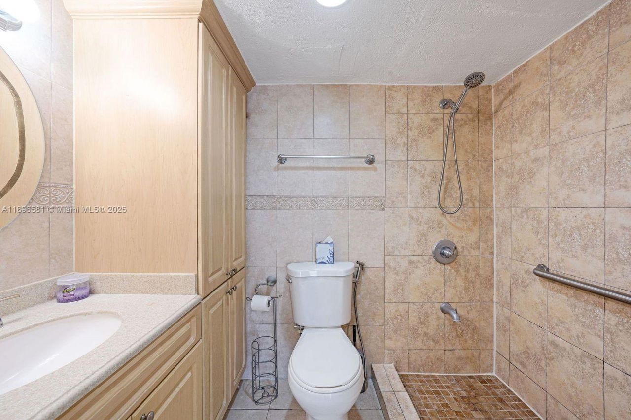 8005 W Six Avenue, Unit B, Hialeah, FL 33014 Photo