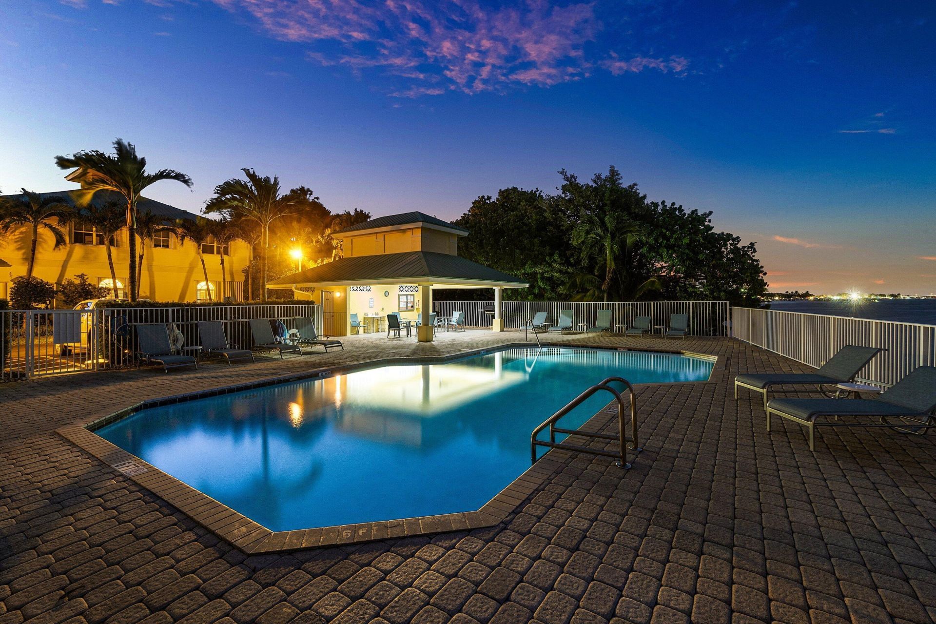 166 Barefoot Cove, Hypoluxo, FL 33462 Photo